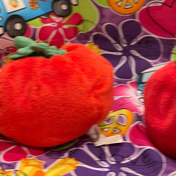 Gund Vintage 1998 VeggieTales Bob The Tomato Gund Bean Bag Plush Pair 5" - Picture 3 of 9